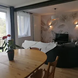 villa-des-hetres.hotels-rhonealpes.com/